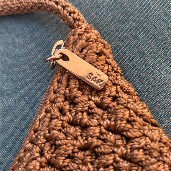 The Sak Vintage Boho Crochet Shoulder Beige Metallic Thread Purse - Picture 14 of 16